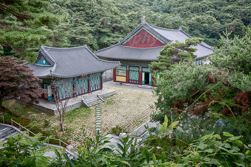 Temple-1.jpg