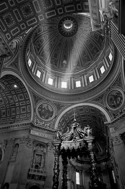 St-Peter's-Basilica-3---HDR-B-W.jpg