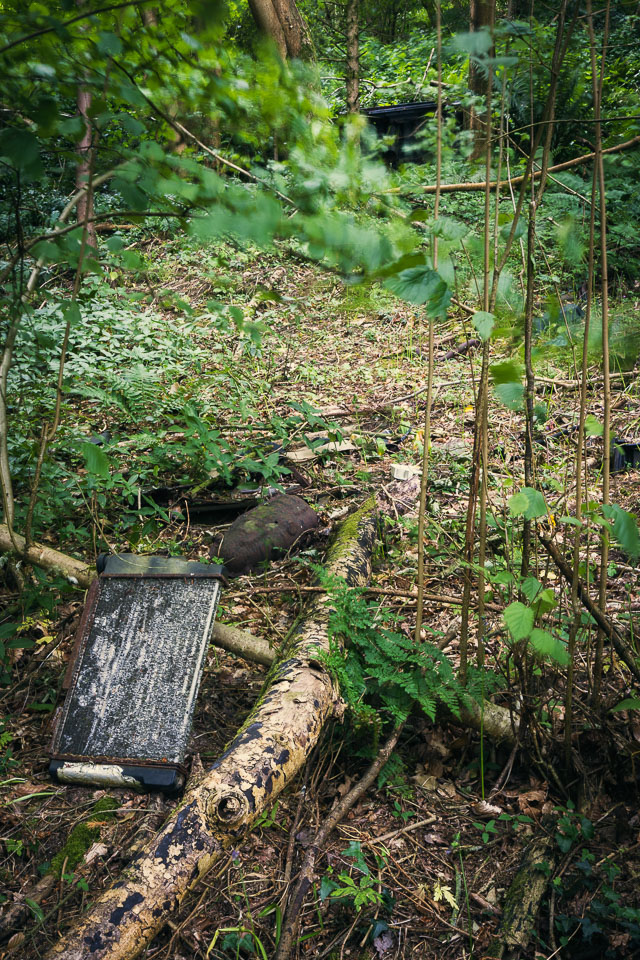 Radiator_and_debris.jpg